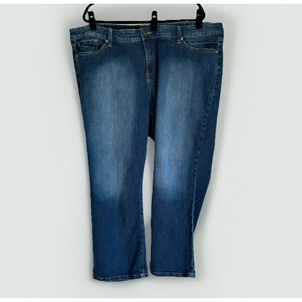 Torrid Denim Women’s 24 Cropped Jeans Blue Flap Back Pockets Essential (46x26)